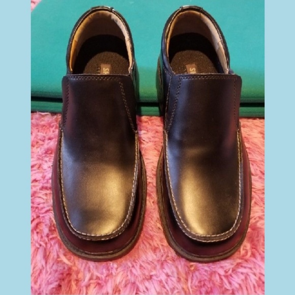 black leather skechers mens